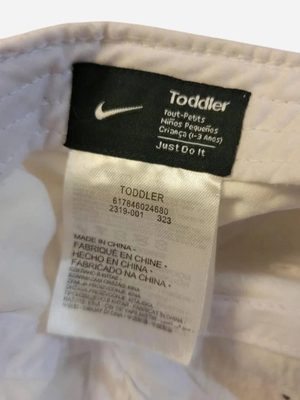 Nike White Baseball Cap with Black Swoosh - Men's Hat
